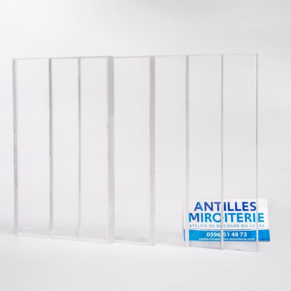 Plaque plexiglass transparent fumé gris brillant sur mesure coulé 3mm